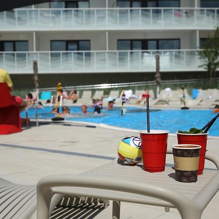 Apartament Lux Tukan B004, Polanki Aqua - Holiday City Kolobrzeg Bagian luar foto